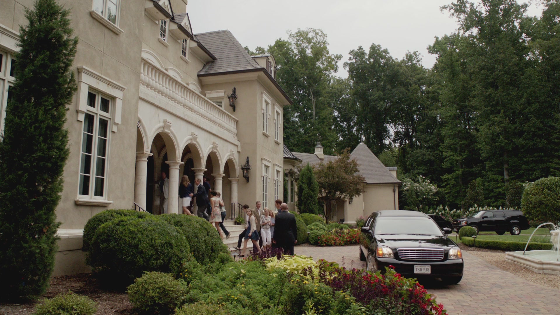 TCF207-057.jpg